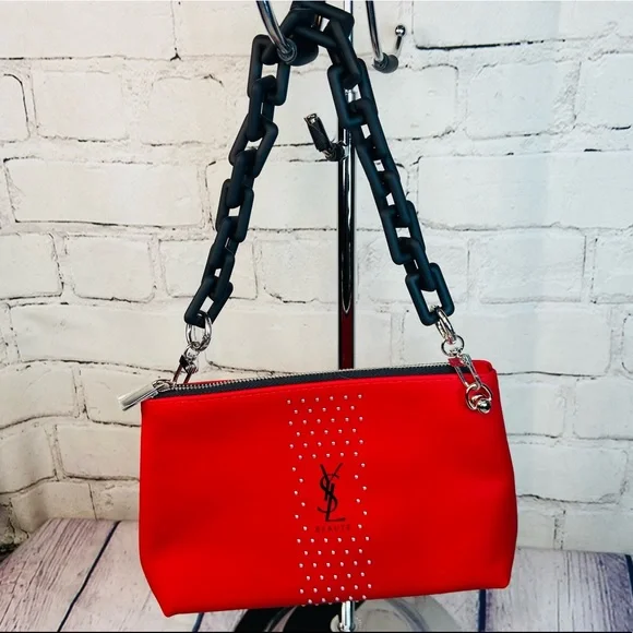 YSL crossbody pouch shoulder bag from the beauty line comes with 2 style chains - Picture 2 of 11
